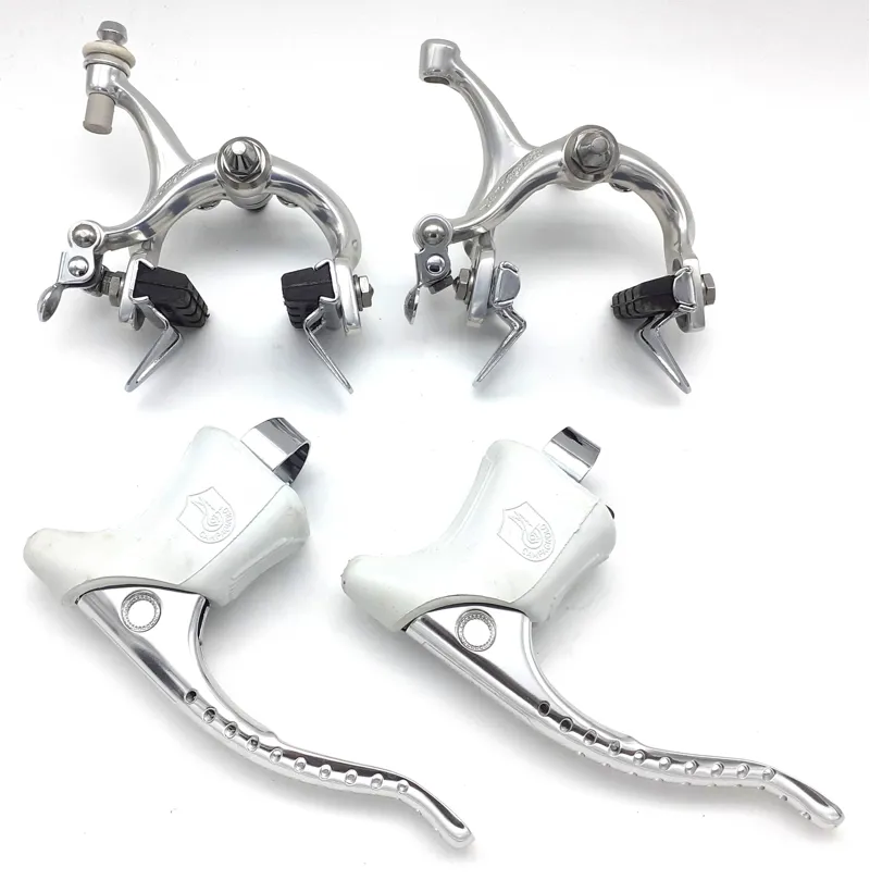 CAMPAGNOLO VICTORY ブレーキキャリパー Campagnolo Victory Full Brake Set In Silver with White Hoods NOS