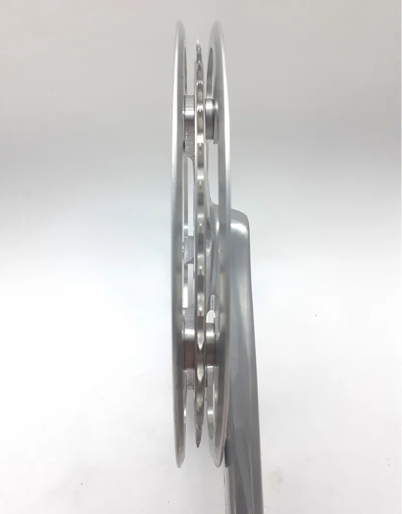 Sugino Model SAS 170mm Single Ring Chainset with Twin Guard in Silver NOS Shop Soiled-3