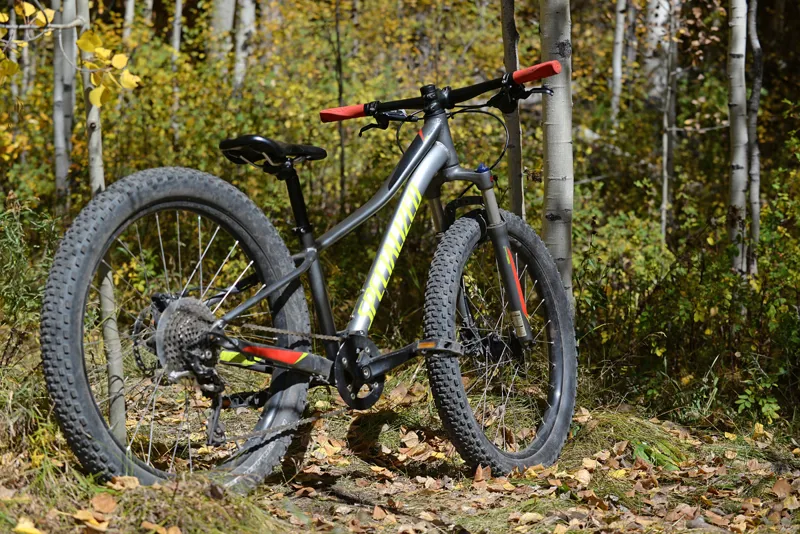 Specialized Riprock Fatbike Inner Tubes with Schrader Valve in Various Sizes-1