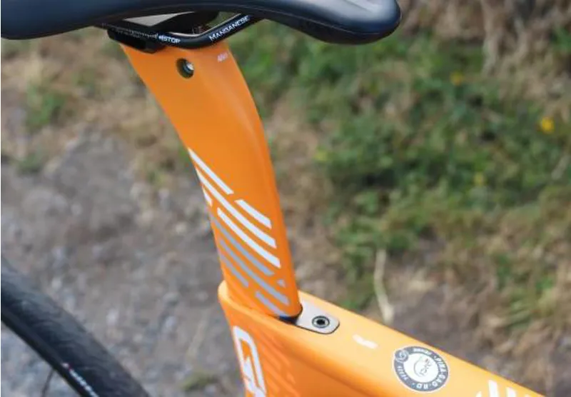 Pinarello gan orange 2025