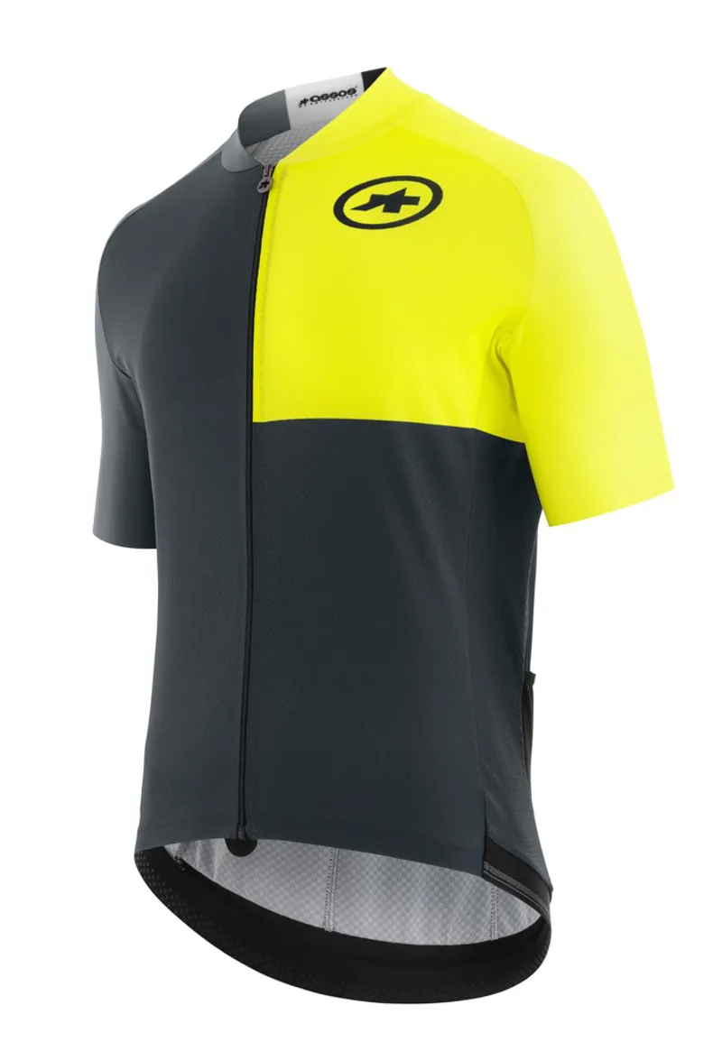 Assos Mille GT Stahlstern C2 Evo Jersey in Optic Yellow size Medium-1