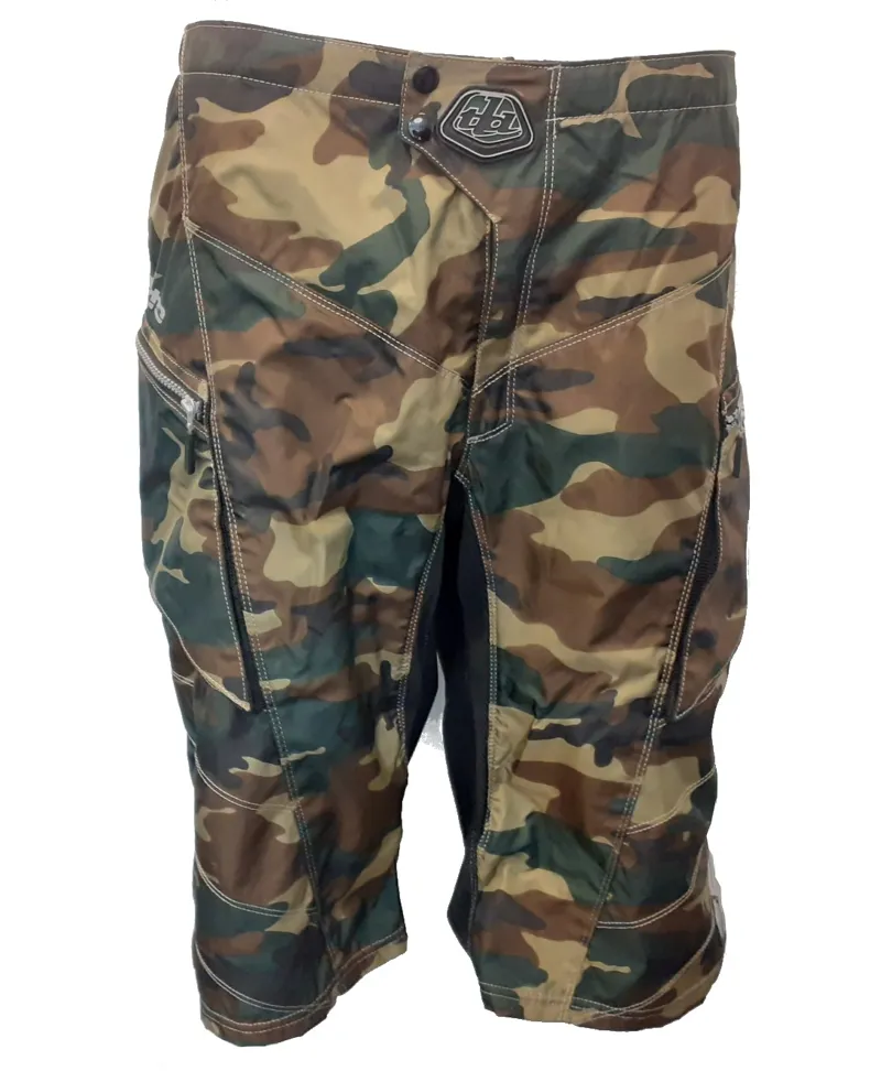 Troy Lee Designs '05 Moto Short in Camo Green size 36