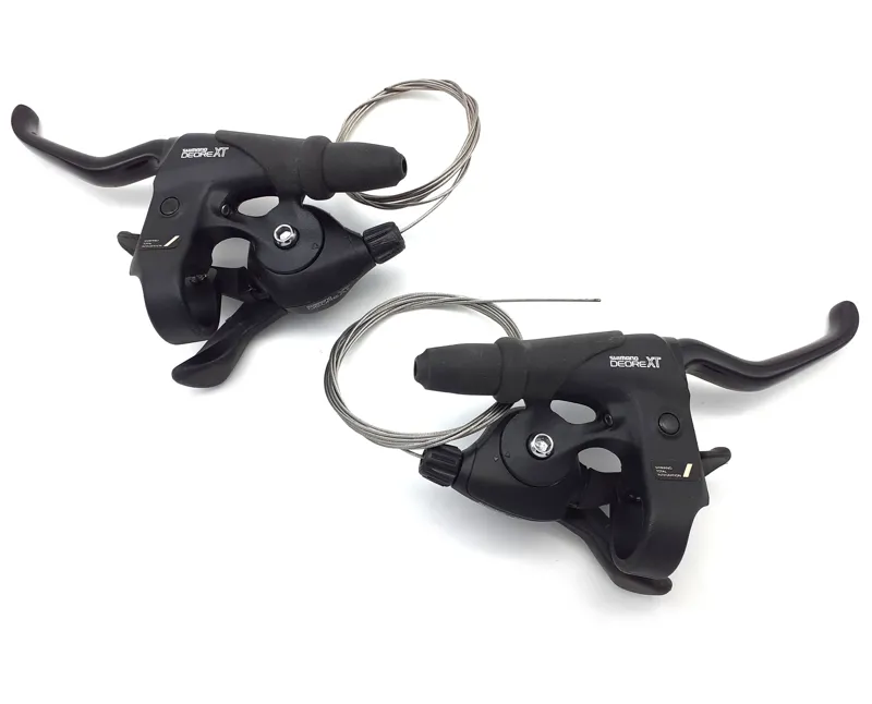 Shimano Deore XT M095 3x7 Speed Shifter and Brake Lever Set in Black