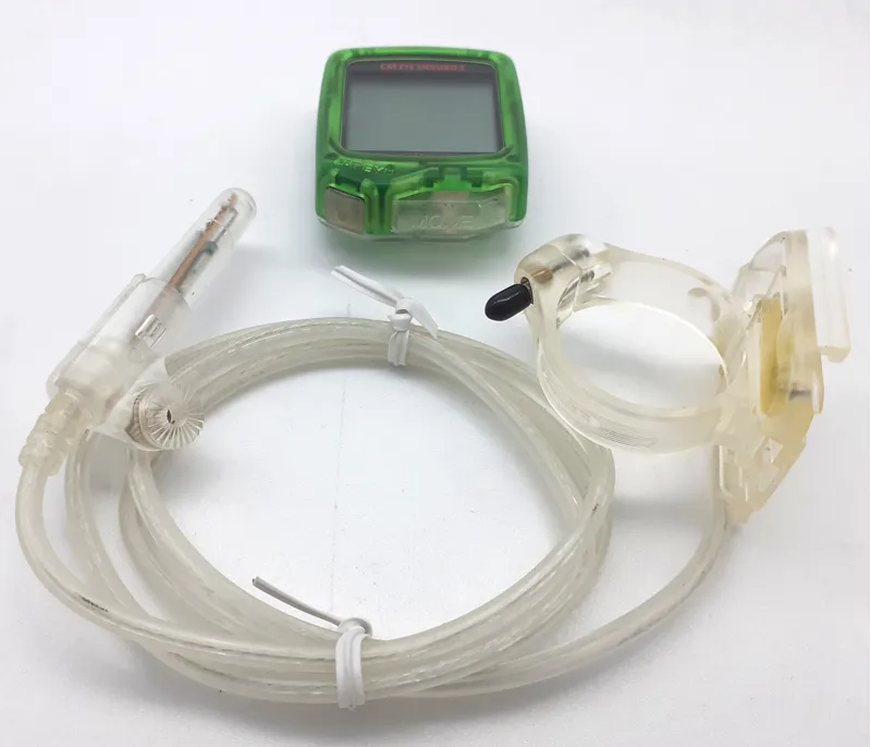 Cateye Enduro 2 Wired Computer in Green Transparent-3