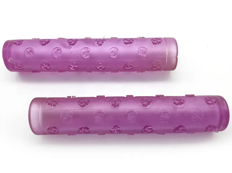 GT Logo Mountain Racing Grips in Transparent Purple Retro 1990s NOS-1