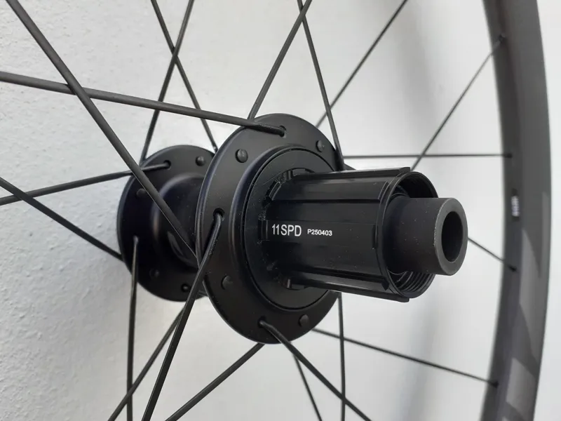 Zipp 303 SW Carbon Tubeless Disc Brake Shimano/Sram-11 Rear Wheel-1