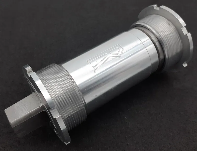 Royce Titanium English Thread 121mm Square Taper Bottom Bracket NOS Shop Soiled-4