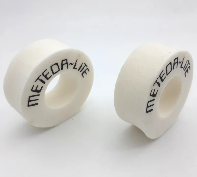 Meteor Jumbo 20mm Thick Bmx Grip Donuts in White-2
