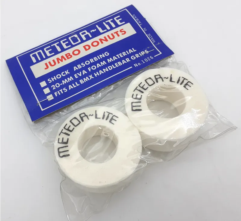 Meteor Jumbo 20mm Thick Bmx Grip Donuts in White-4