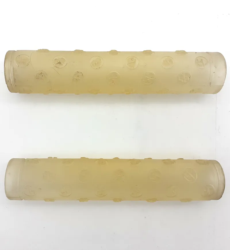 GT Logo Mountain Racing Grips in Transparent Clear Retro 1990s NOS Shop Soiled-1