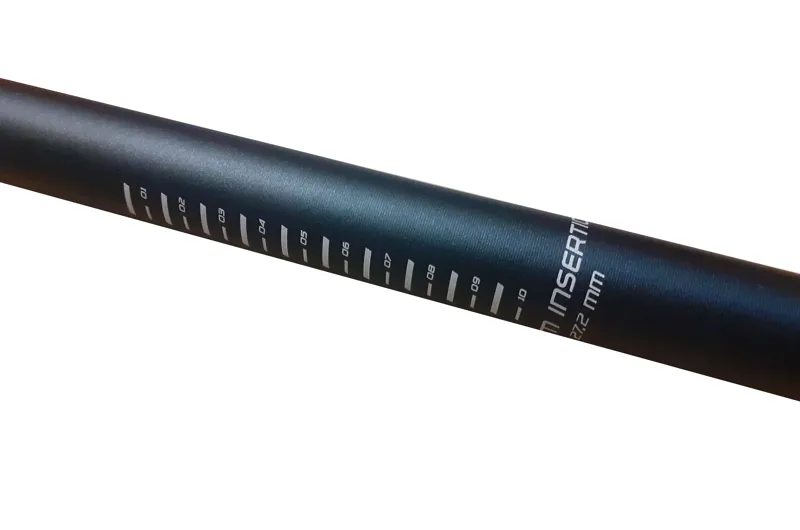 Specialized Sirrus 27.2x400 Seat Post in Black-1