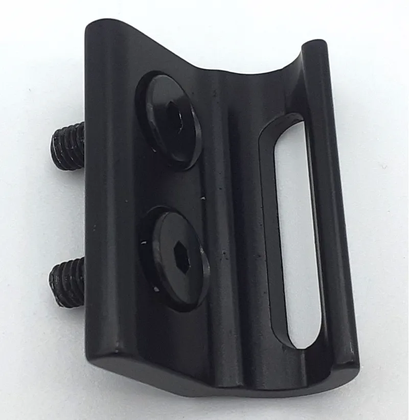 Giant WG6700 Front Mech Hanger in Black-1