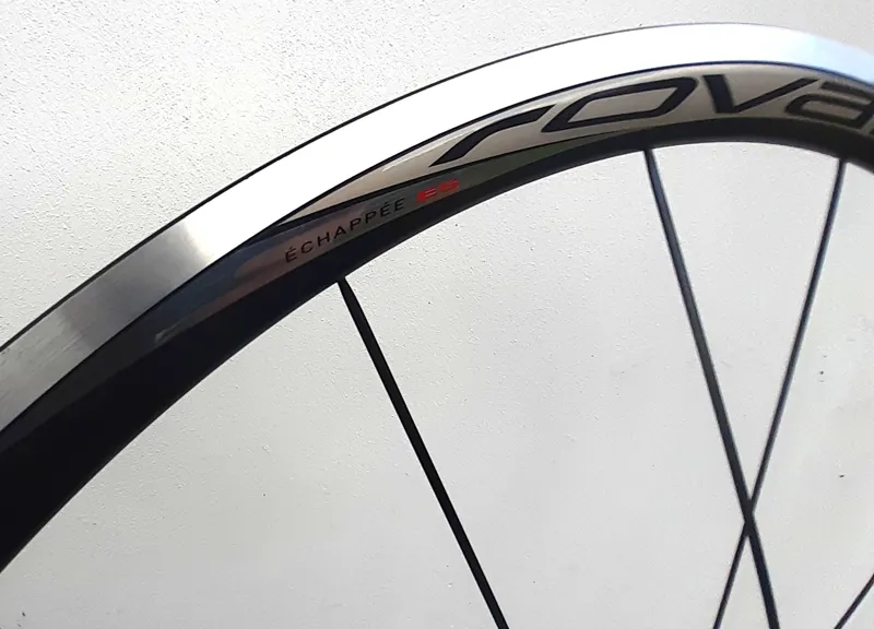 Roval Echappee E5 Rim Brake 700c Front Wheel-1