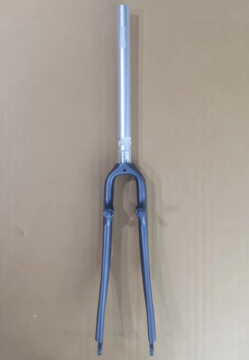 2011 Specialized Sirrus Elite Carbon Cantilever Boss Fork with Zerts in Charcoal Grey-2
