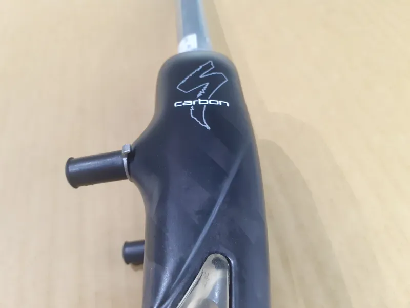 2008 Specialized Sirrus Elite Carbon Cantilever Boss Fork with Long Zerts in Satin Black Thick Carbon Weave-4