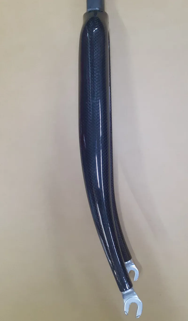 Carbon Blade 1 Inch Carbon Steerer 700c Road Fork in Gloss Carbon Black-1