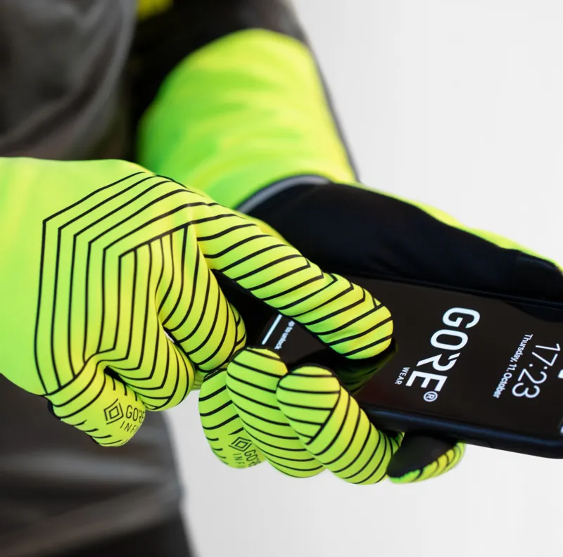 GoreWear C3 Windstopper Stretch Mid Gloves in Neon Yellow/Black-4