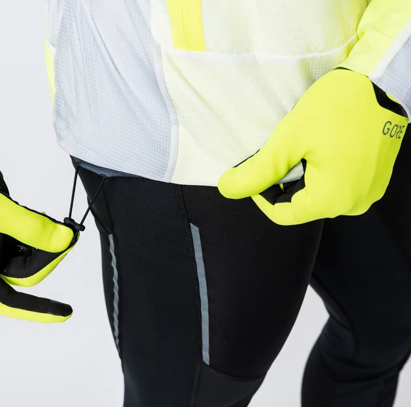GoreWear M Windstopper Stretch Gloves in Neon Yellow/Black-3