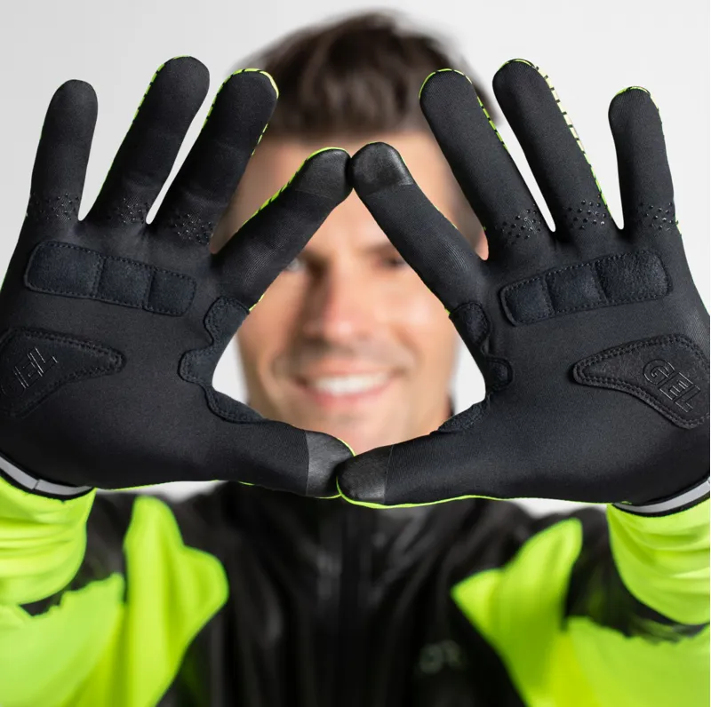 GoreWear C3 Windstopper Stretch Mid Gloves in Neon Yellow/Black-3