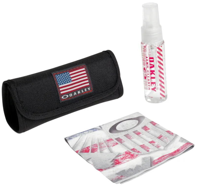 Oakley USA Flag Lens Cleaning Kit 30ml