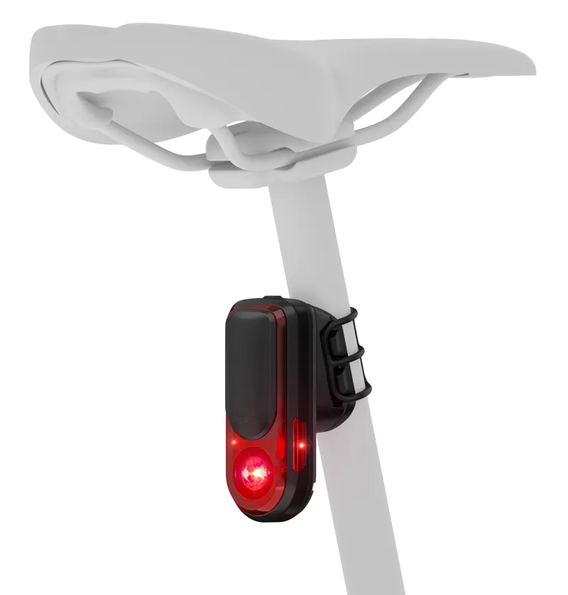 Garmin Varia RearVue 820 Radar Tail Light-2