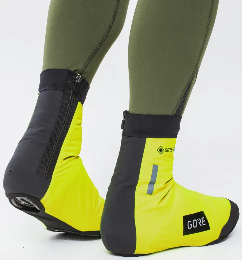 GoreWear Sleet Insulated Overshoes in Neon Yellow/Black-1