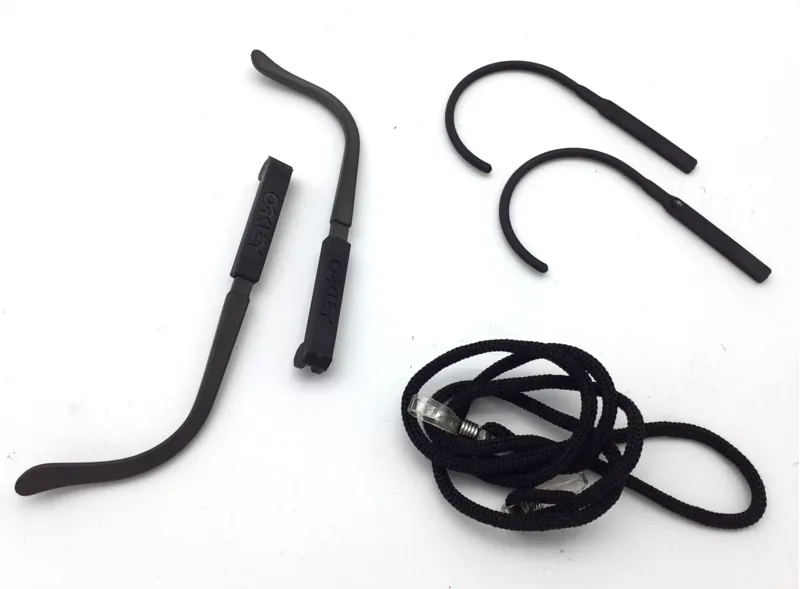 Oakley Eyeshade System Ear Replacement Kit in Black