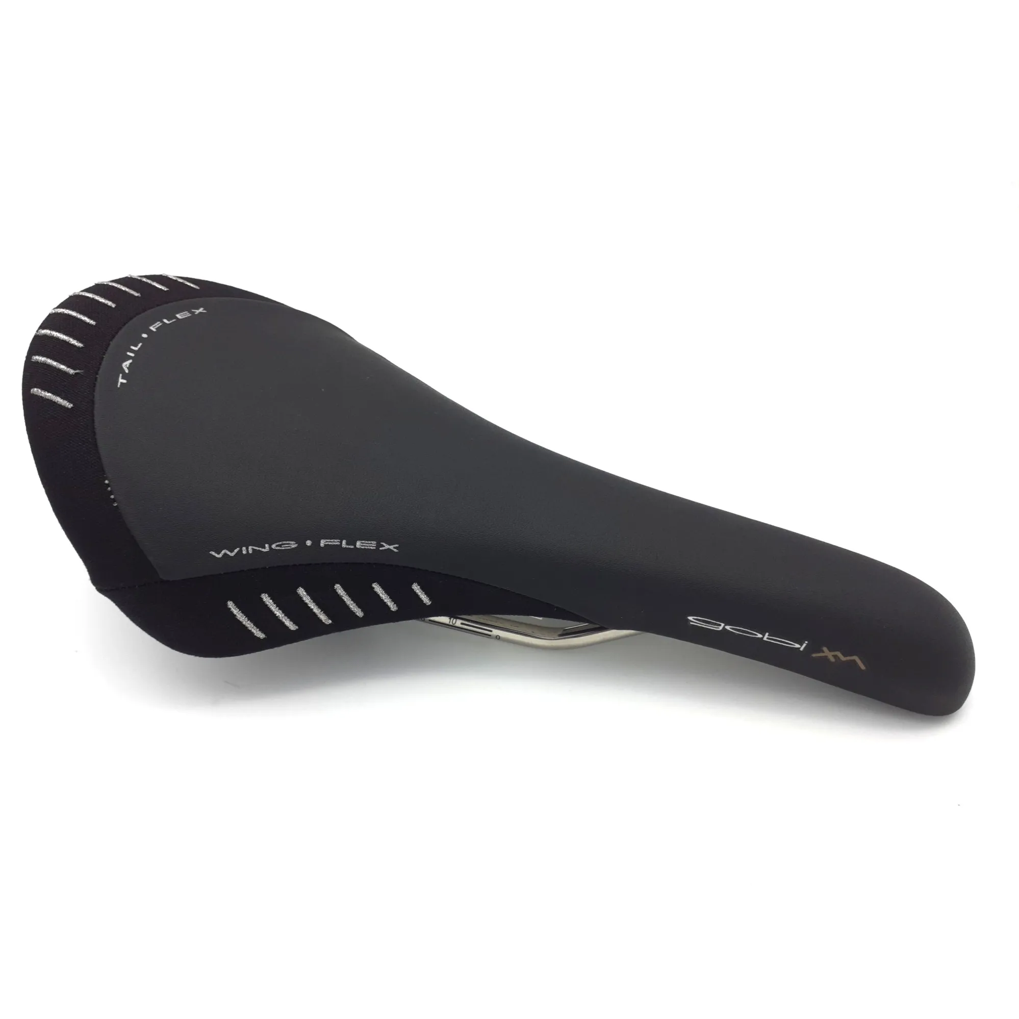 Fizik Gobi XM K:ium Saddle in Black