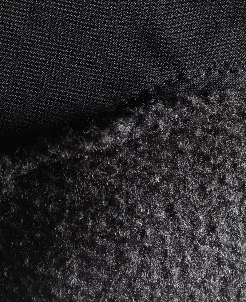 Assos fuguHelm Cap Black Volkanga-7