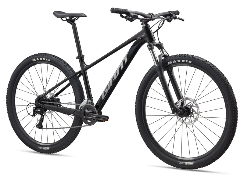 Giant Talon 3 27.5 Wheel Mountain Bike in Panther Black-1