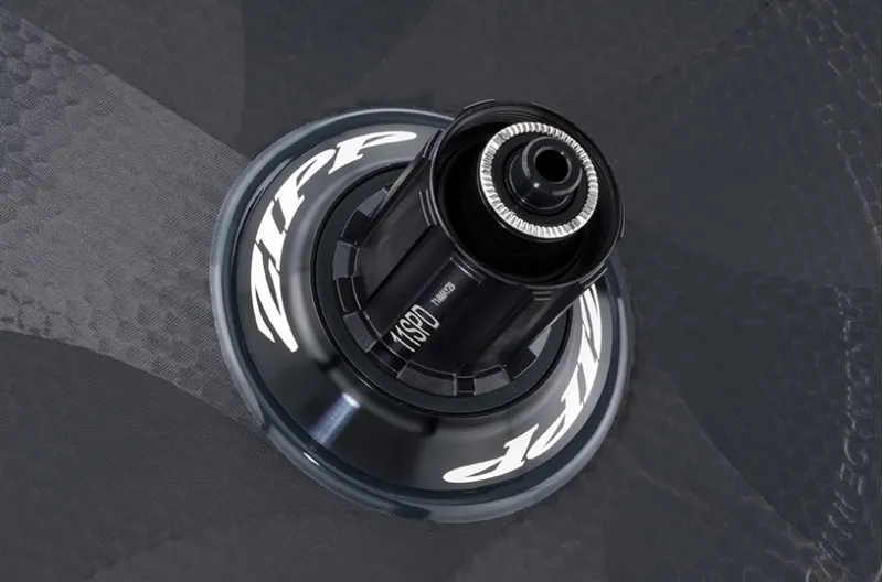 Zipp Super 9 Disc Brake Carbon Clincher Rear Disc with White Decals-2